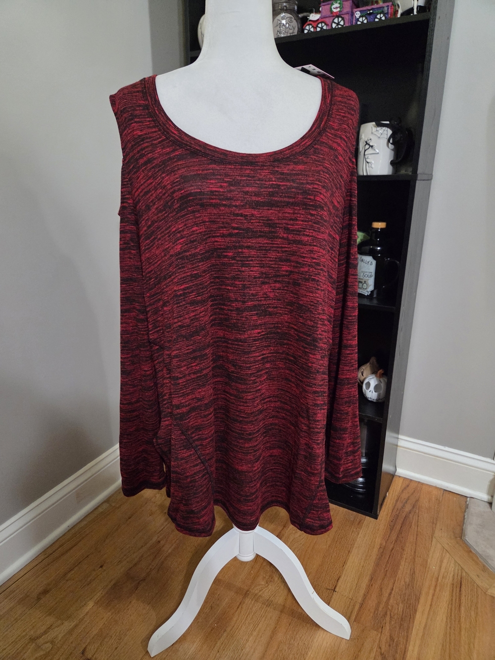 Women's Rebel Wilson Red Space-Dye Long Sleeve Scoop Neck Top